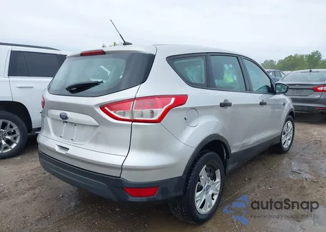2014 Ford Escape S z USA, uszkodzony, nr VIN 1FMCU0F70EUC05917